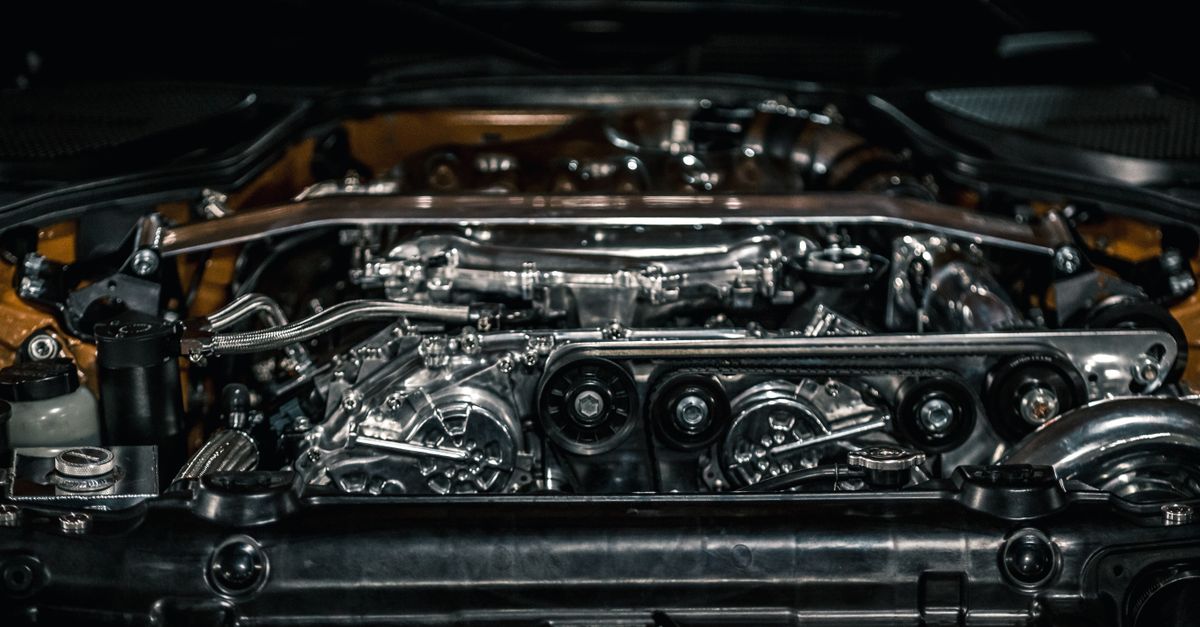 Bougies d'allumage neuves d'un moteur essence